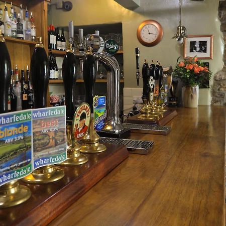 The Blue Bell Inn Kettlewell Exterior foto