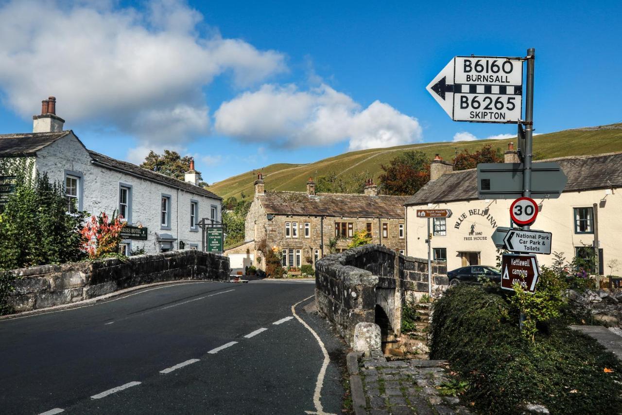 The Blue Bell Inn Kettlewell Exterior foto